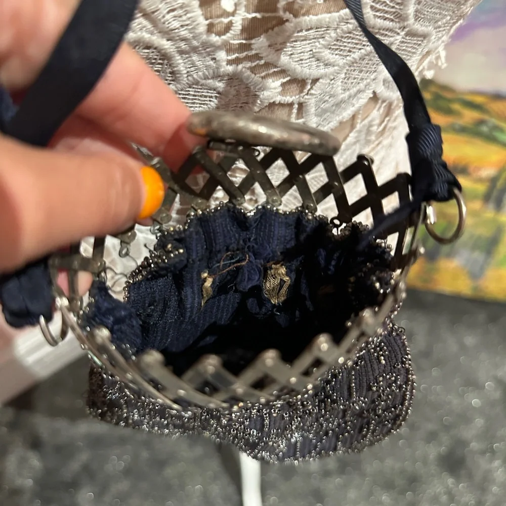 Metal antique vintage cinch bag from the 30s/40s! - Picture 4 of 5